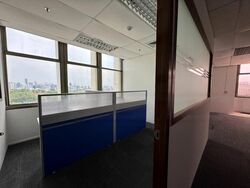 Peninsula Shopping Complex (D6), Office #451222731